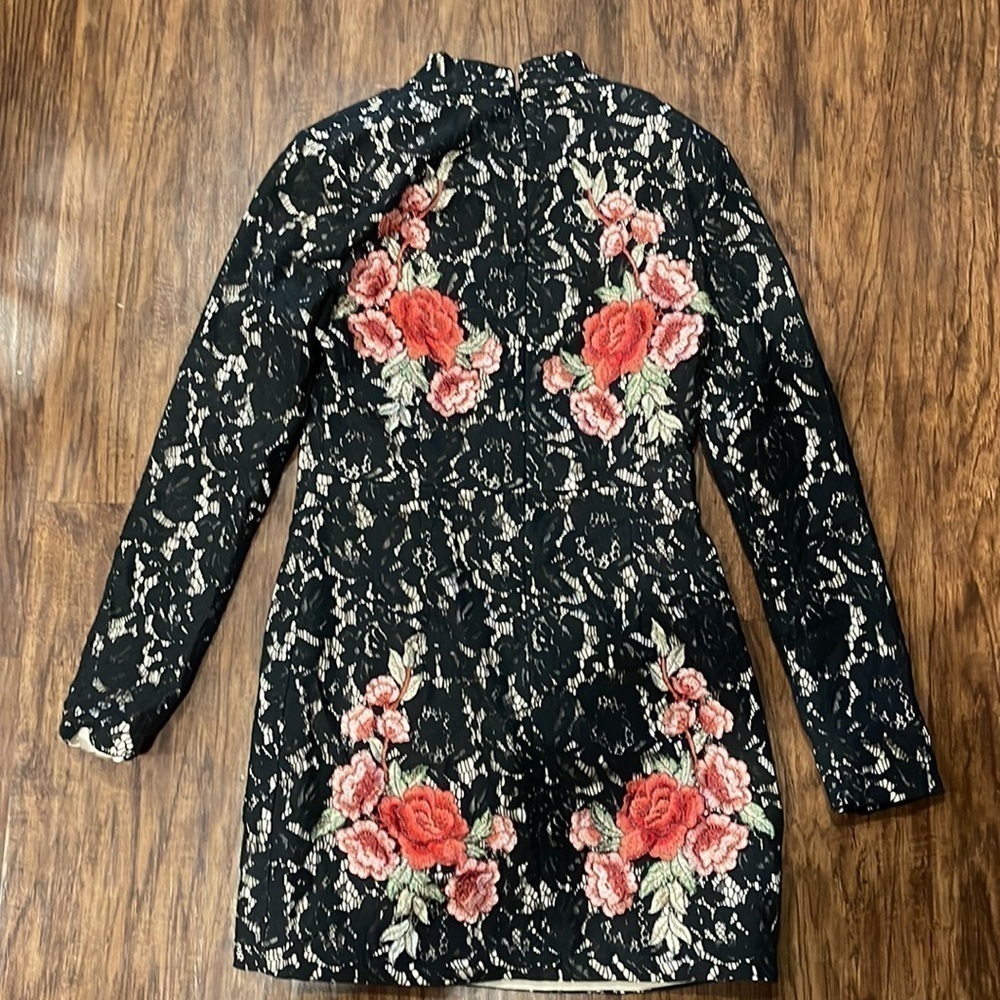 Missguided x Peace & Love Floral Lace High Neck Dress limited collection size 8 - Picture 5 of 12